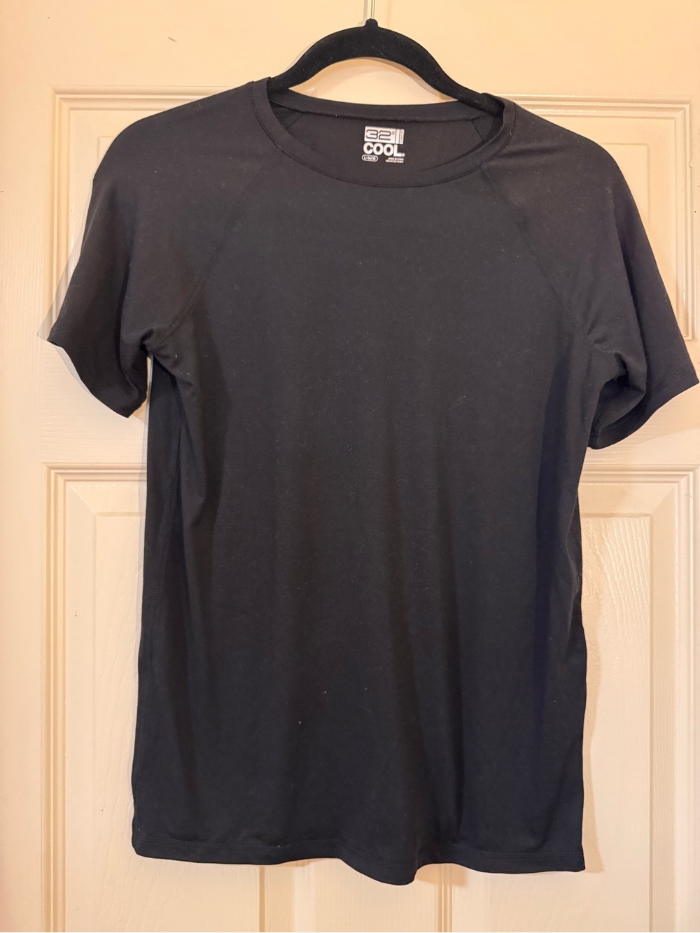 32 Degrees Black Short-Sleeve Performance Tee large 14-16